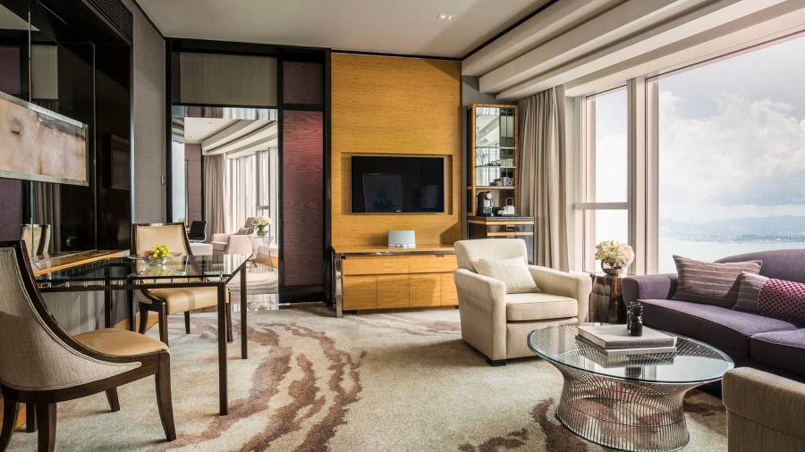 four seasons hong kong hotel room