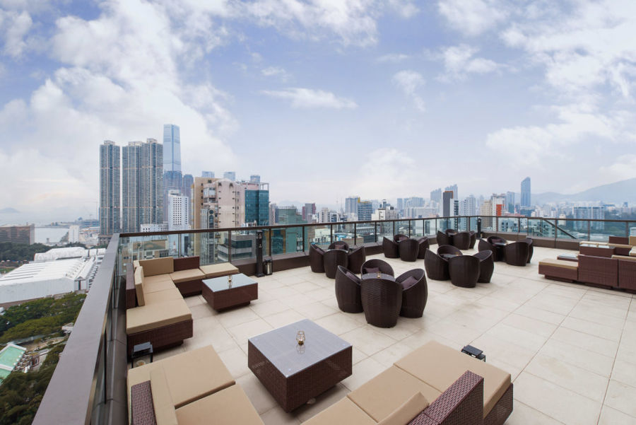 hyc bar and lounge rooftop bar tsim sha tsui