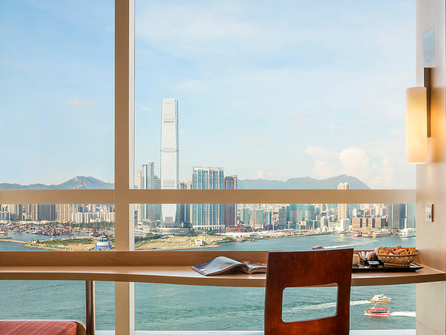 staycation at ibis hong kong central & sheung wan