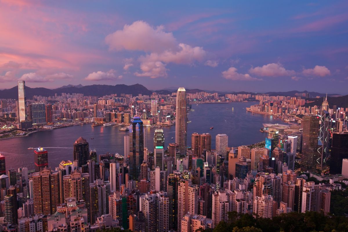 pinkish sunset over victoria peak